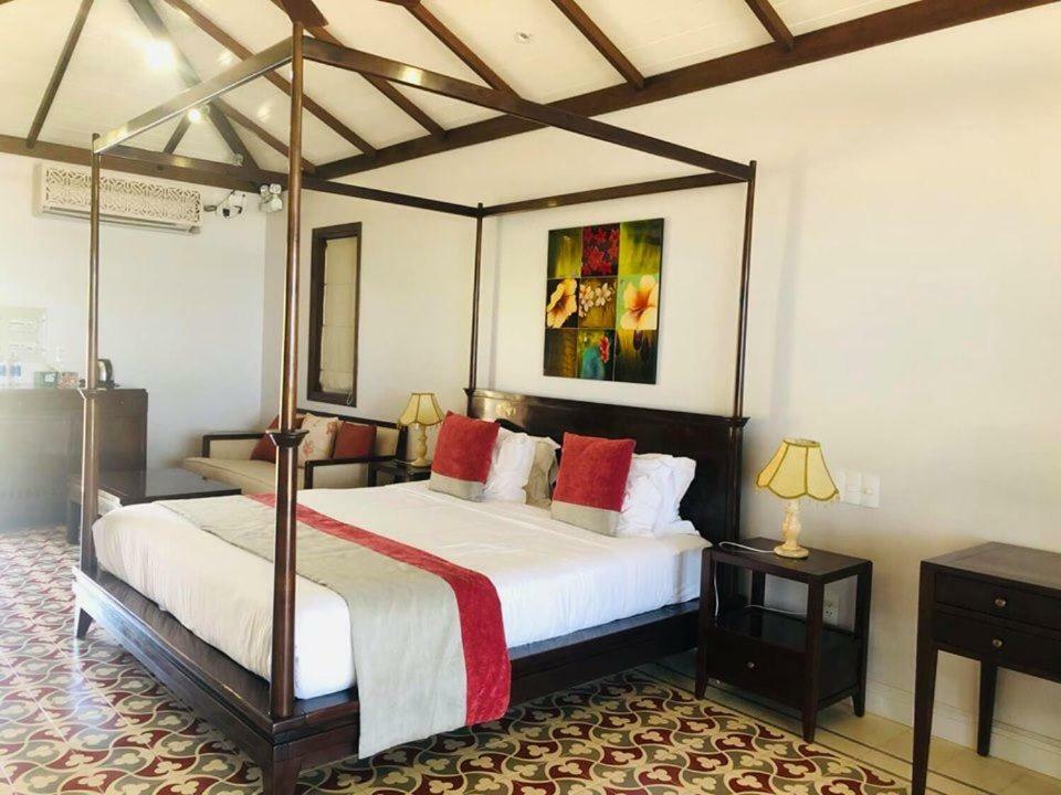 Golden Lotus Resort Ke Ga Esterno foto